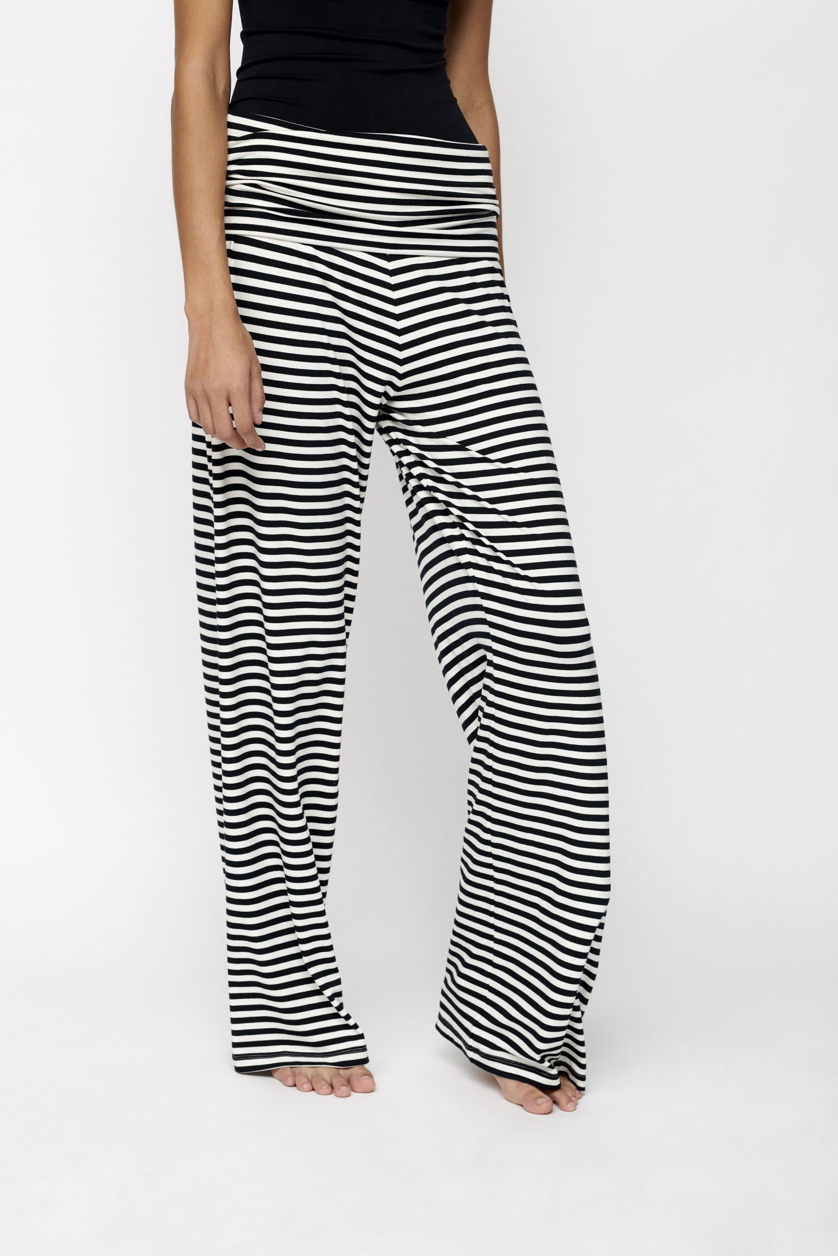 10770-1902 pure pants stripe