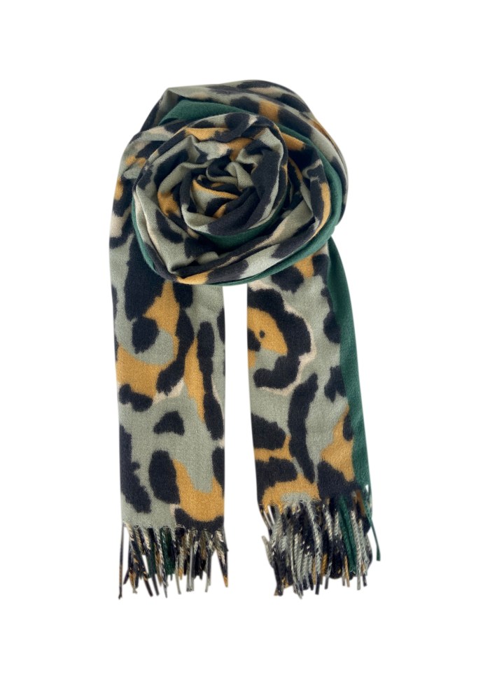 tracy leo scarf